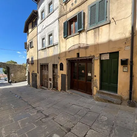 Apartment Guelfa 60 *